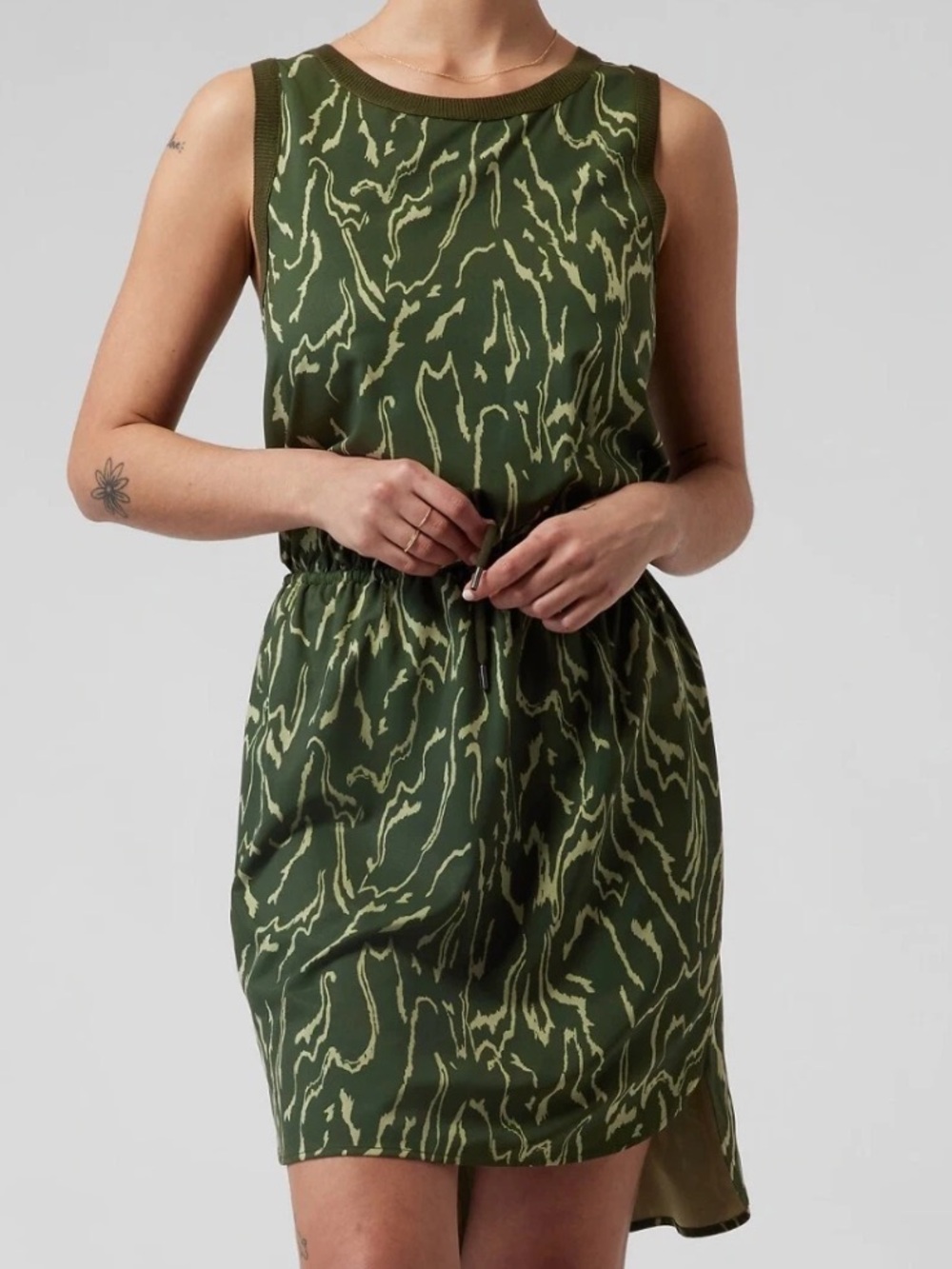 Athleta Rincon‎ Performance Dress Womens XS Green Athleisure Activewear Athletic